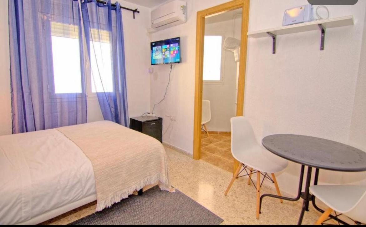 Guest House Mota Malaga Exterior photo